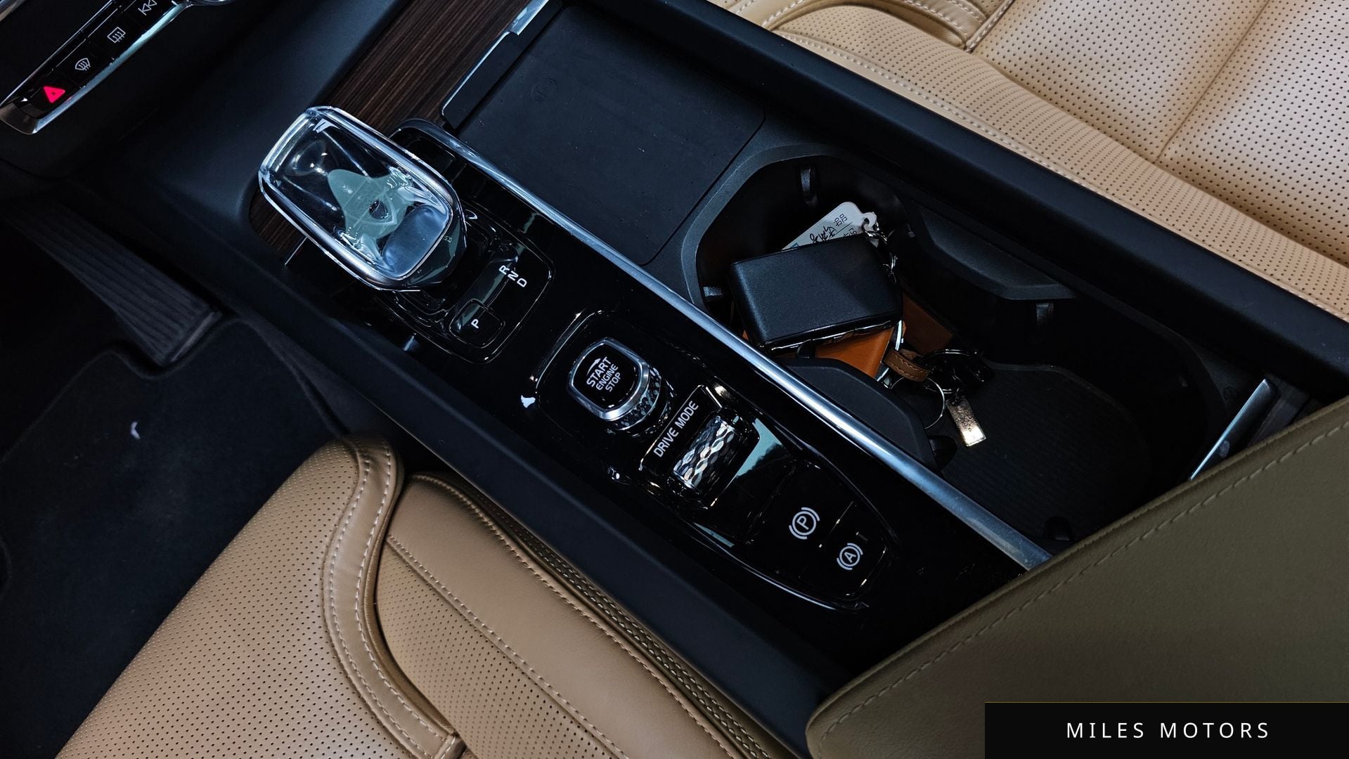 Volvo XC60 2021 — миниатюра 11