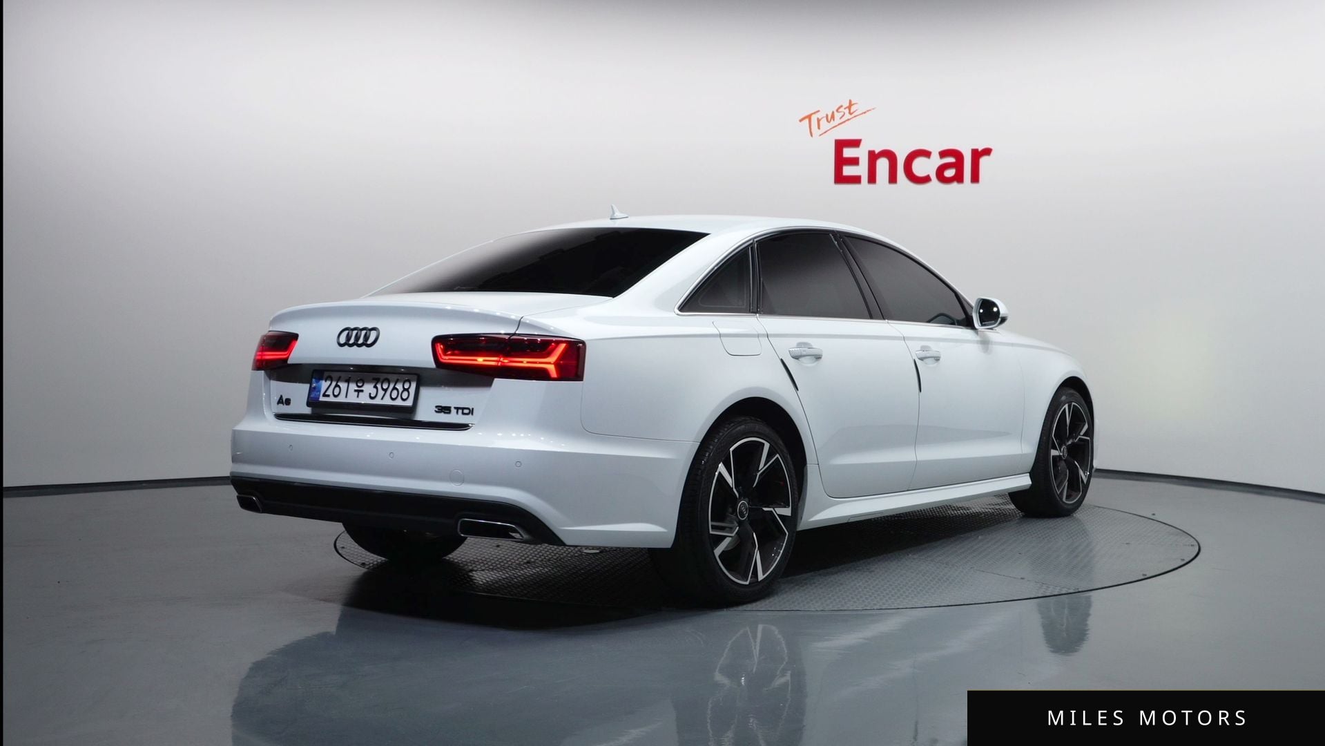 Audi A6 2018 — миниатюра 2
