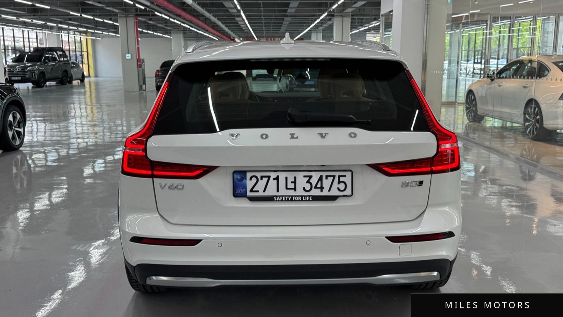 Volvo V60 2025 — миниатюра 4