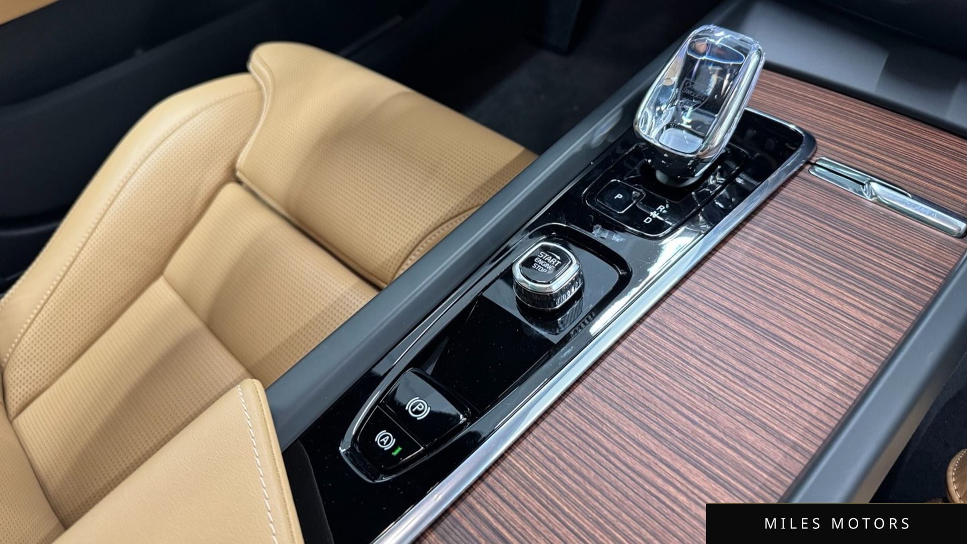 Volvo V60 2025 — миниатюра 9