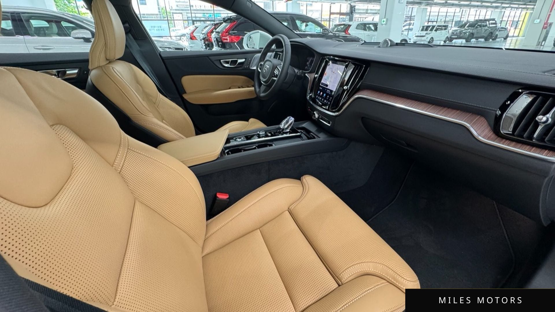 Volvo V60 2025 — миниатюра 10