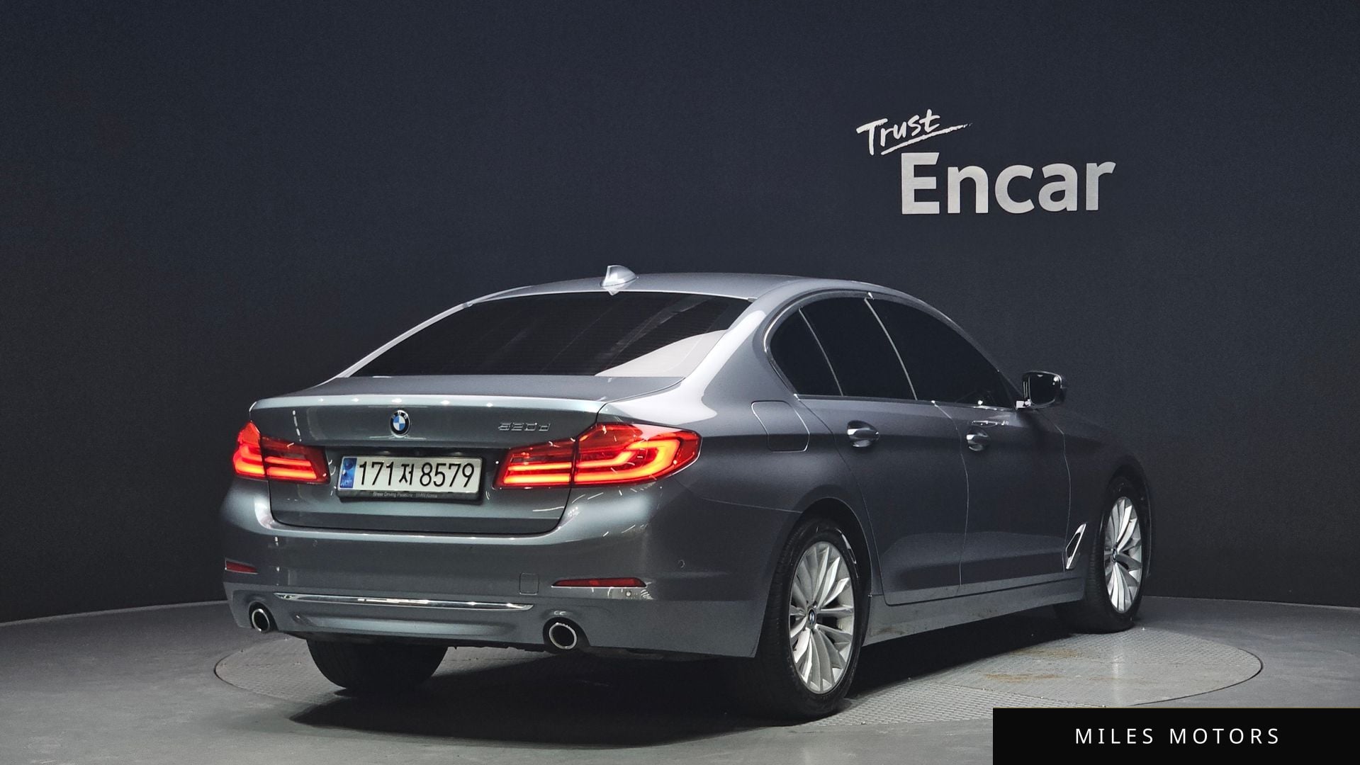 BMW 5 Series (G30) 2019 — миниатюра 2