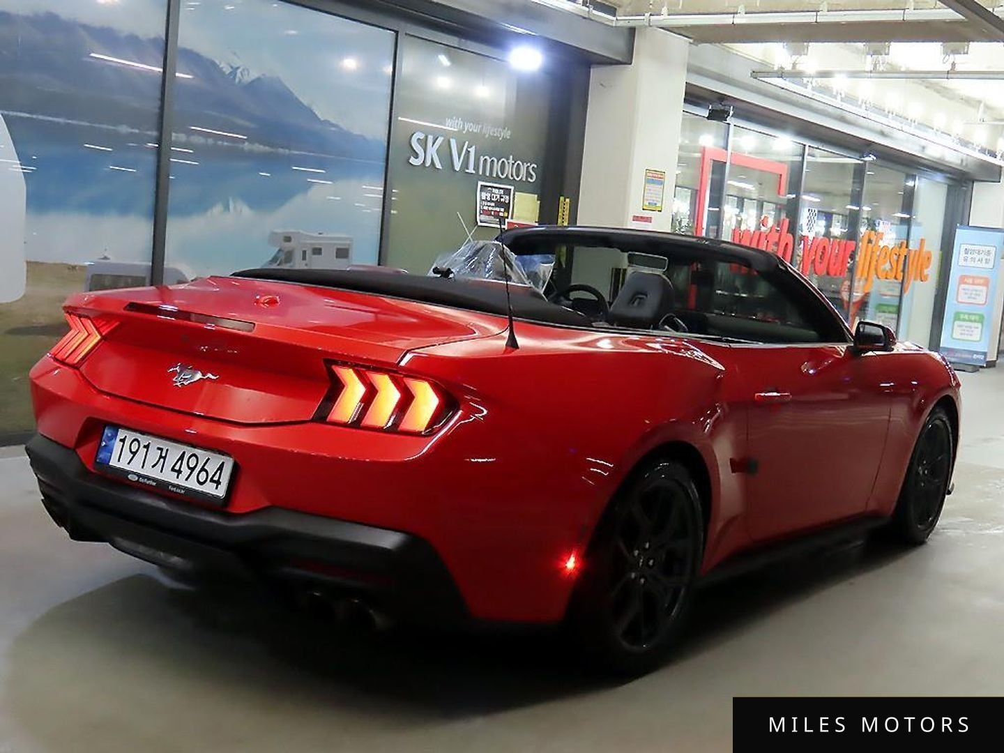 Ford Mustang 2024 — миниатюра 9