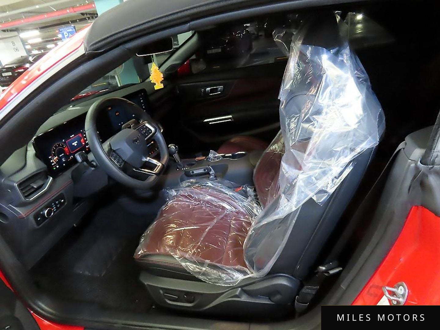 Ford Mustang 2024 — миниатюра 11