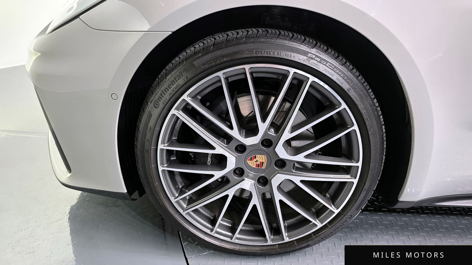 Porsche Panamera 2025 — миниатюра 5