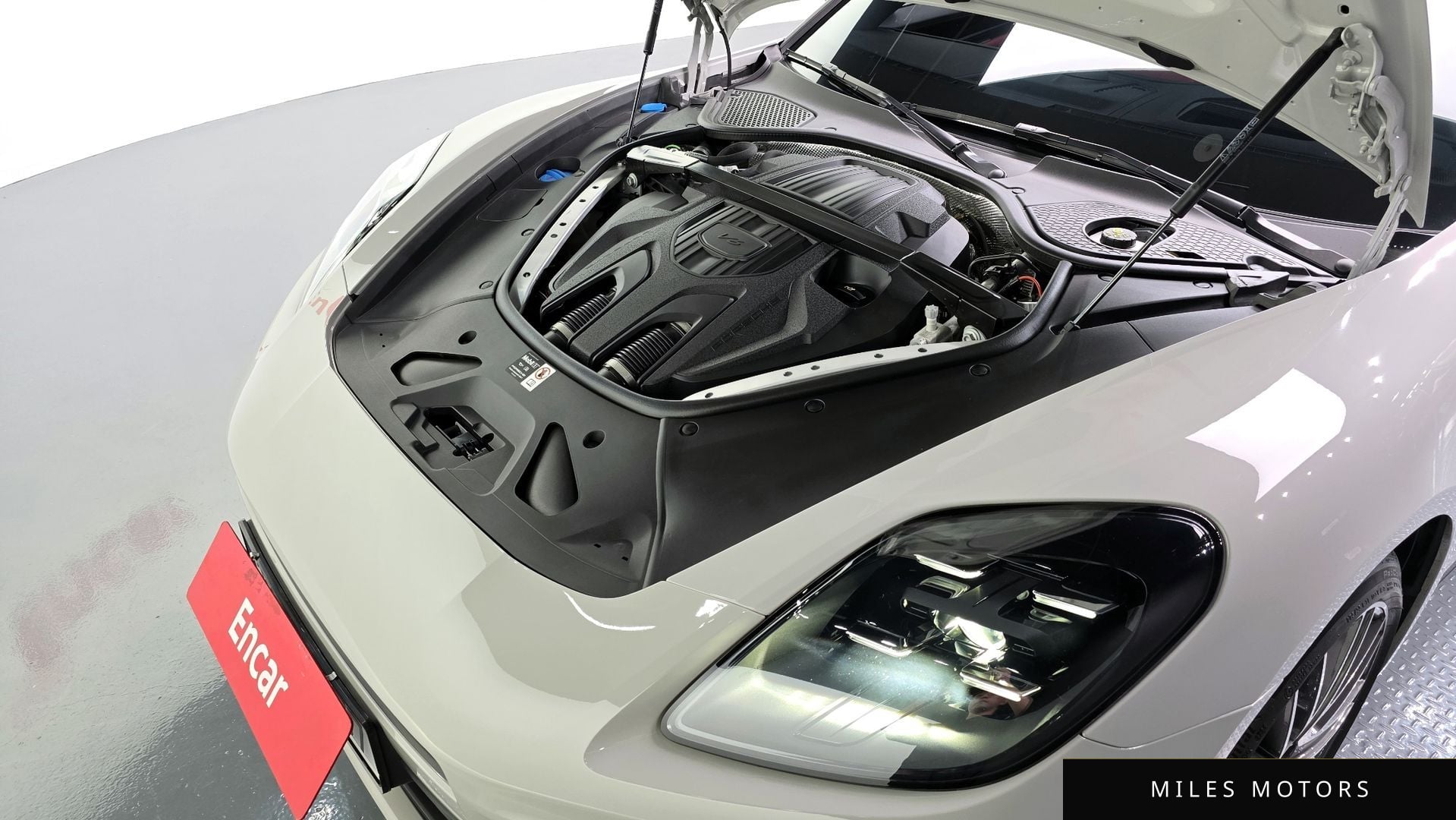 Porsche Panamera 2025 — миниатюра 6