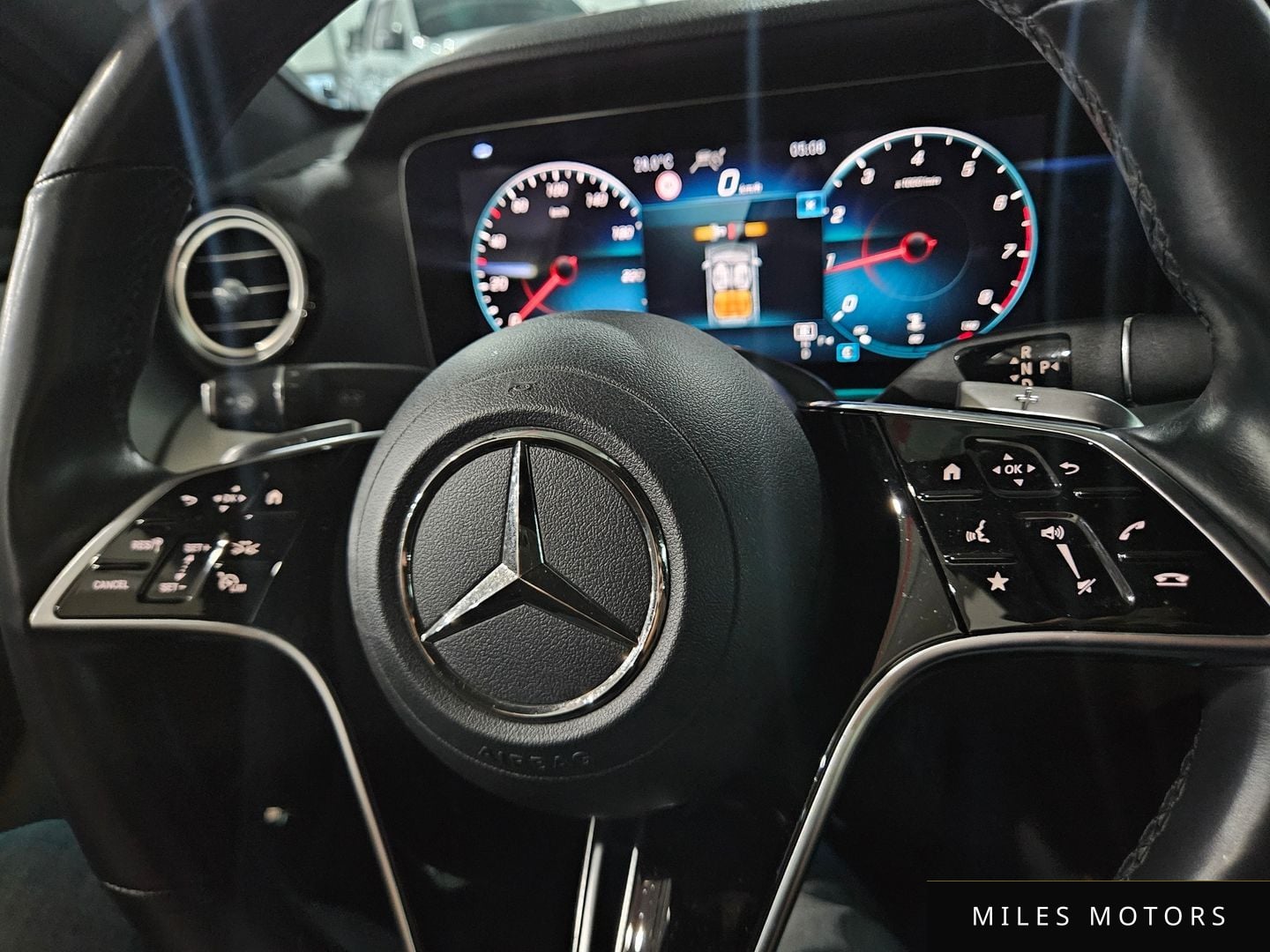 Mercedes-Benz E-Class W213 2021 — миниатюра 11