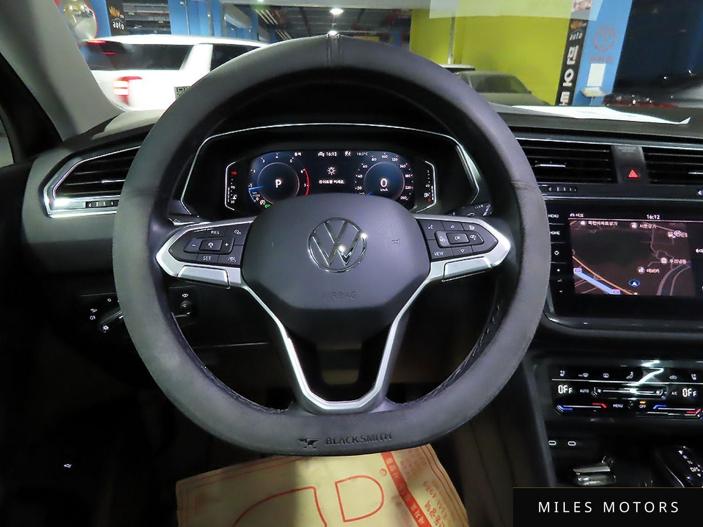 Volkswagen Tiguan 2023 — миниатюра 9