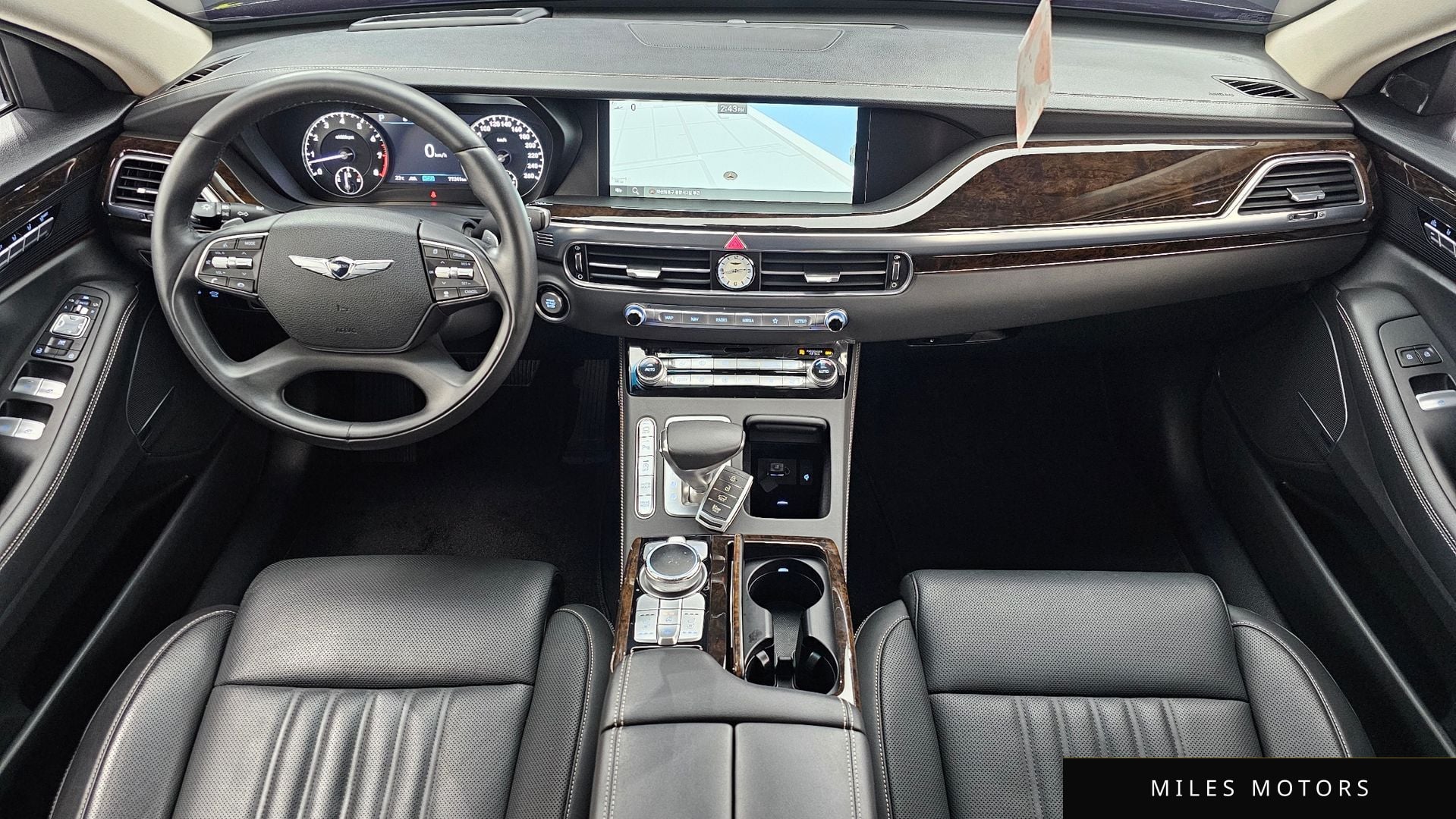 Genesis G90 2021 — миниатюра 7