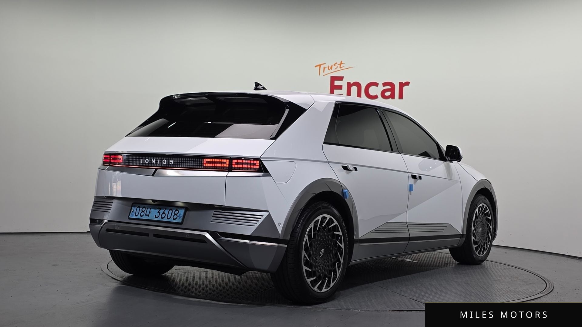 Hyundai Ioniq5 2022 — миниатюра 2
