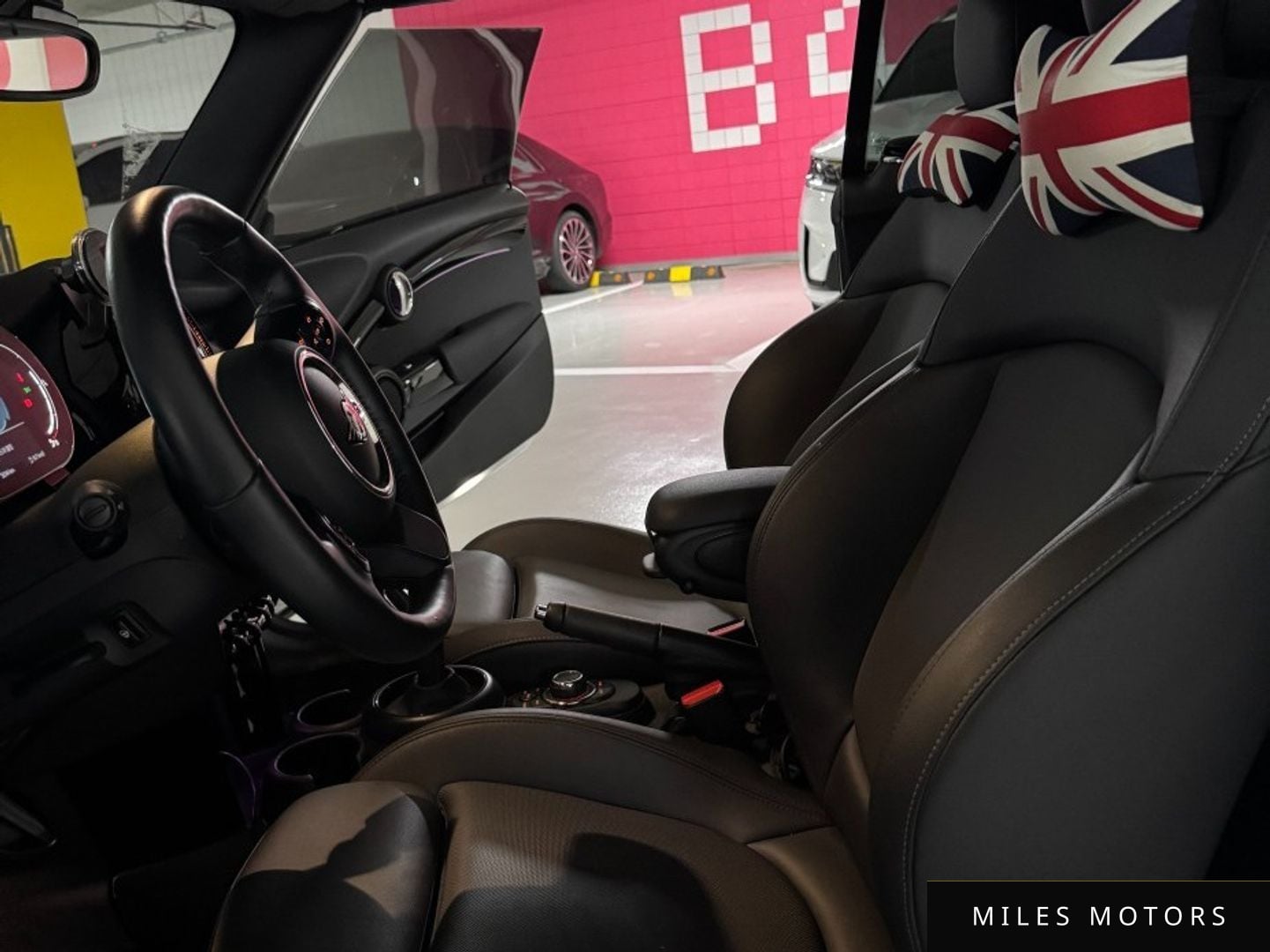 MINI Cooper Convertible 2024 — миниатюра 12
