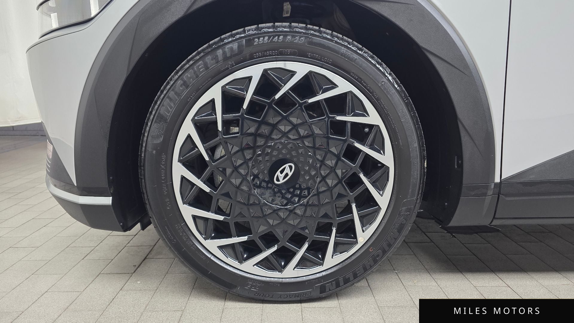 Hyundai Ioniq5 2023 — миниатюра 5