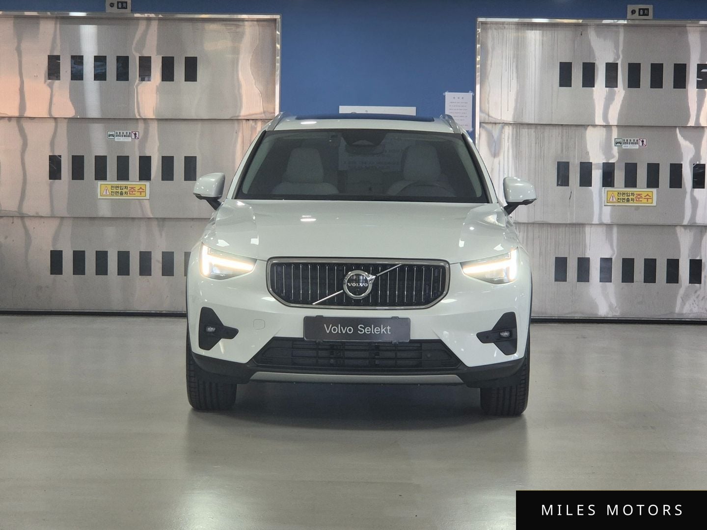 Volvo XC40 2026 — миниатюра 2