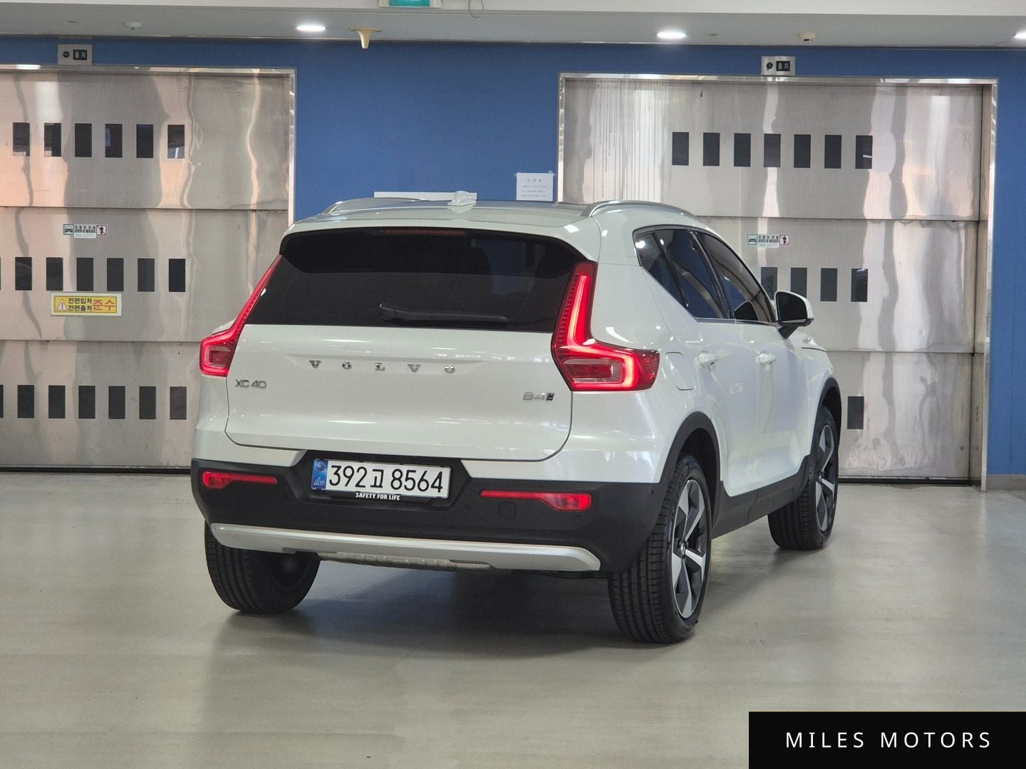Volvo XC40 2026 — миниатюра 4