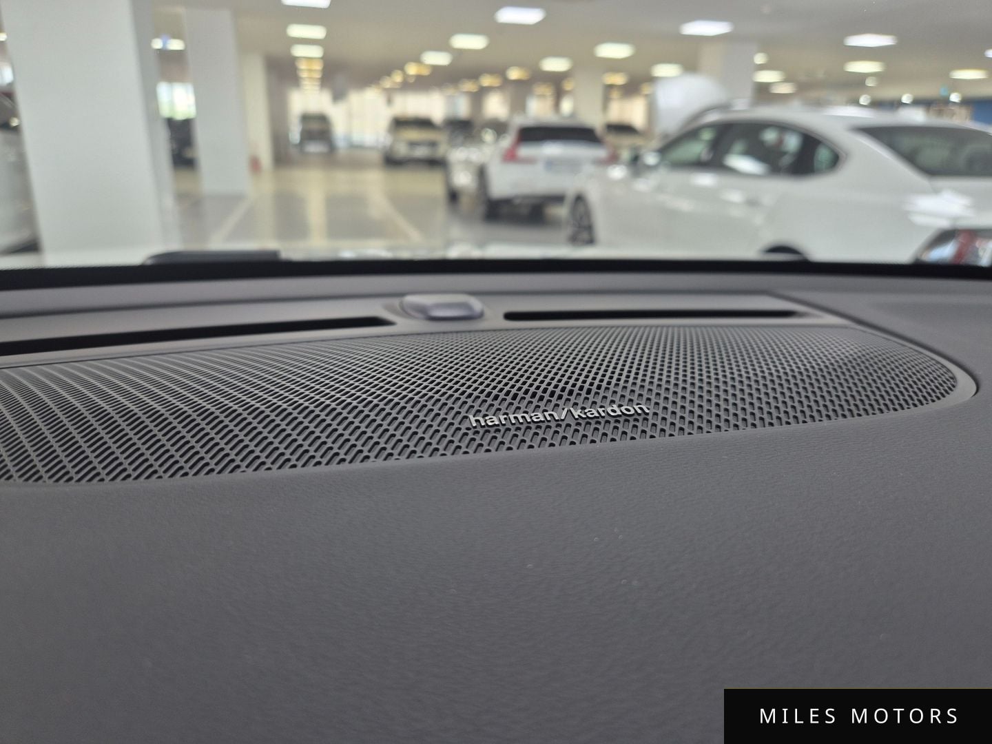 Volvo XC40 2026 — миниатюра 8