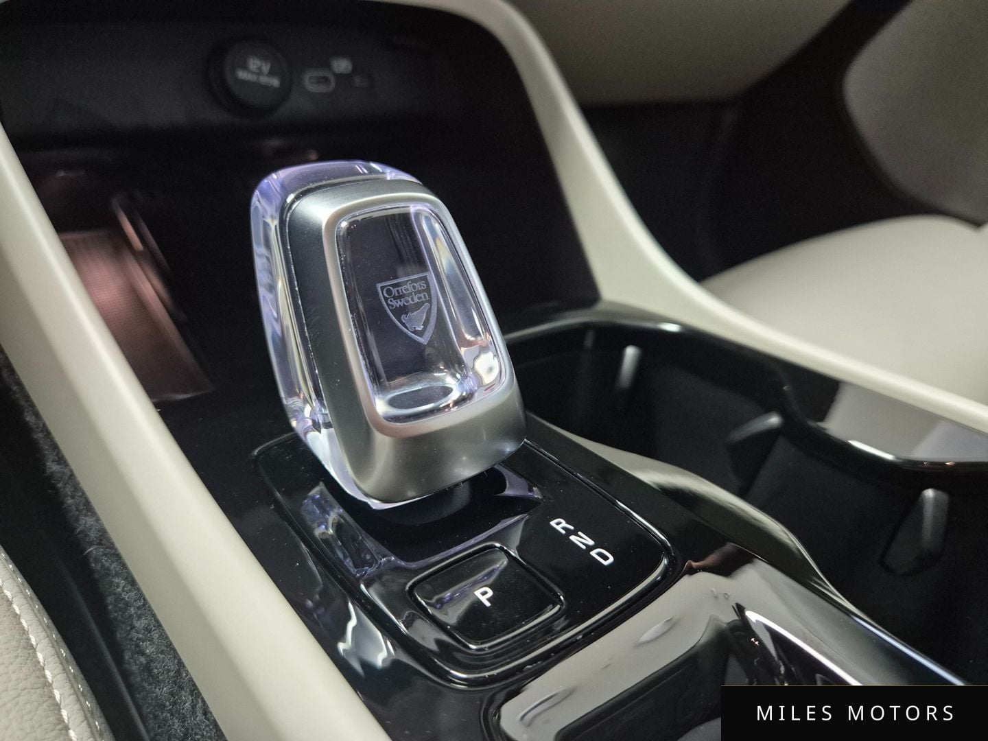 Volvo XC40 2026 — миниатюра 9