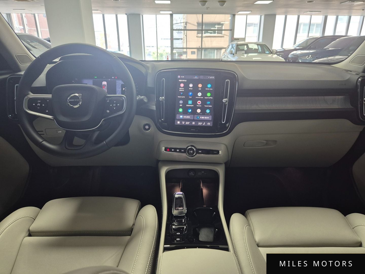 Volvo XC40 2026 — миниатюра 12