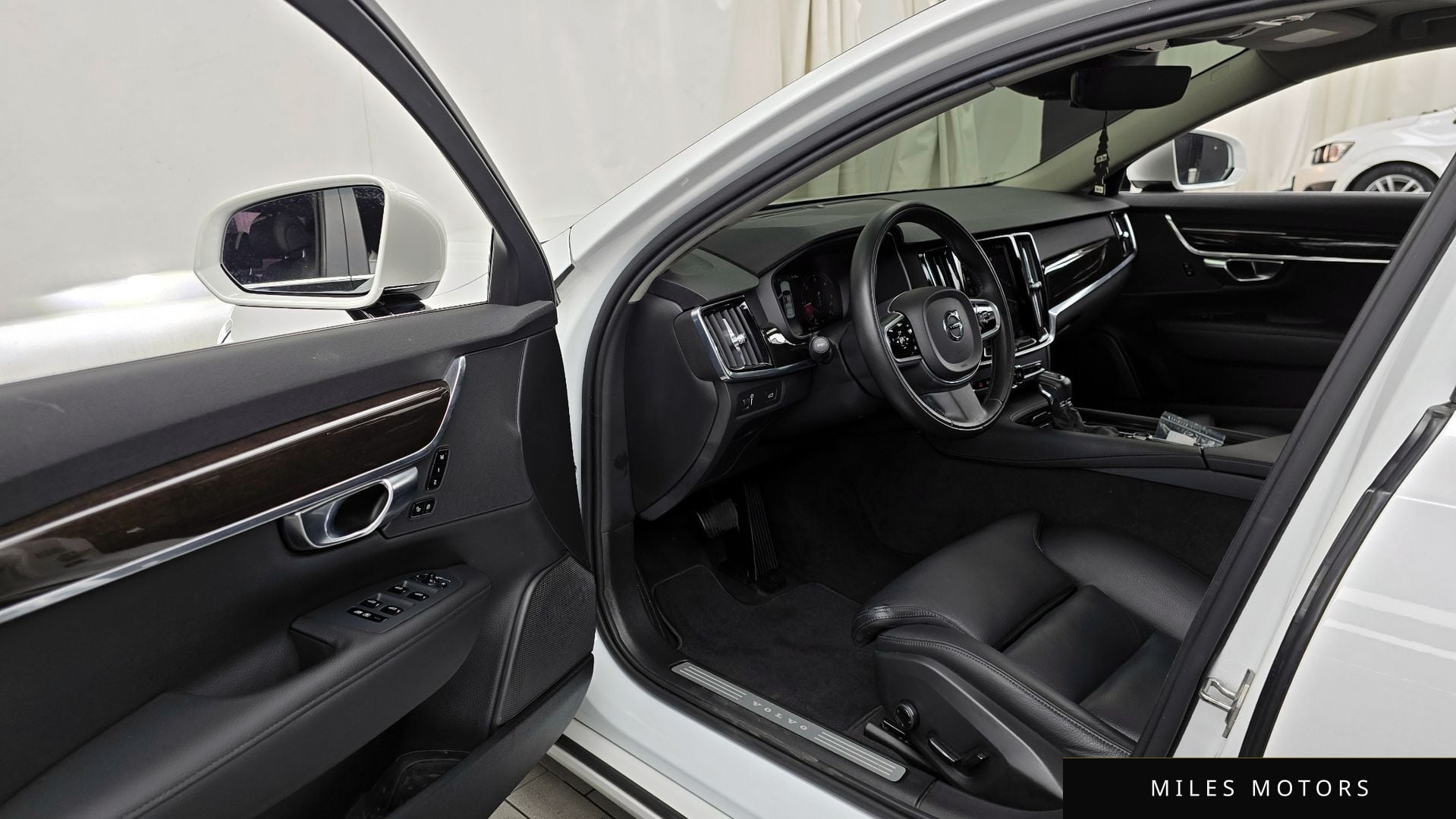 Volvo S90 2018 — миниатюра 10