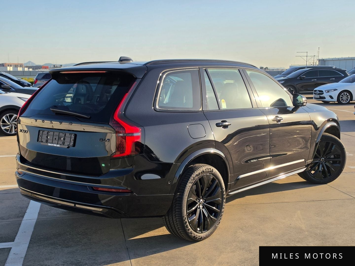 Volvo XC90 2026 — миниатюра 2