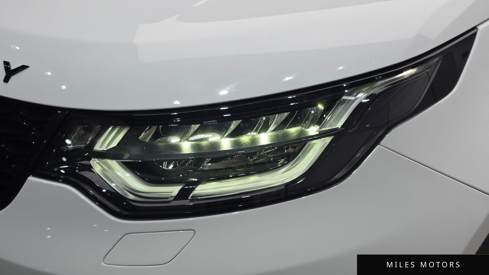 Land Rover Discovery 2018 — миниатюра 8