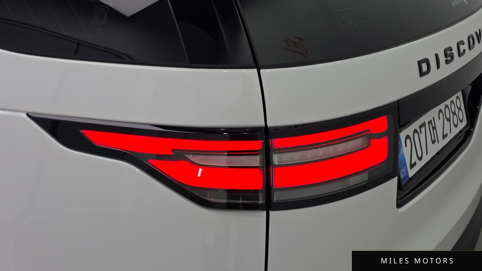 Land Rover Discovery 2018 — миниатюра 9