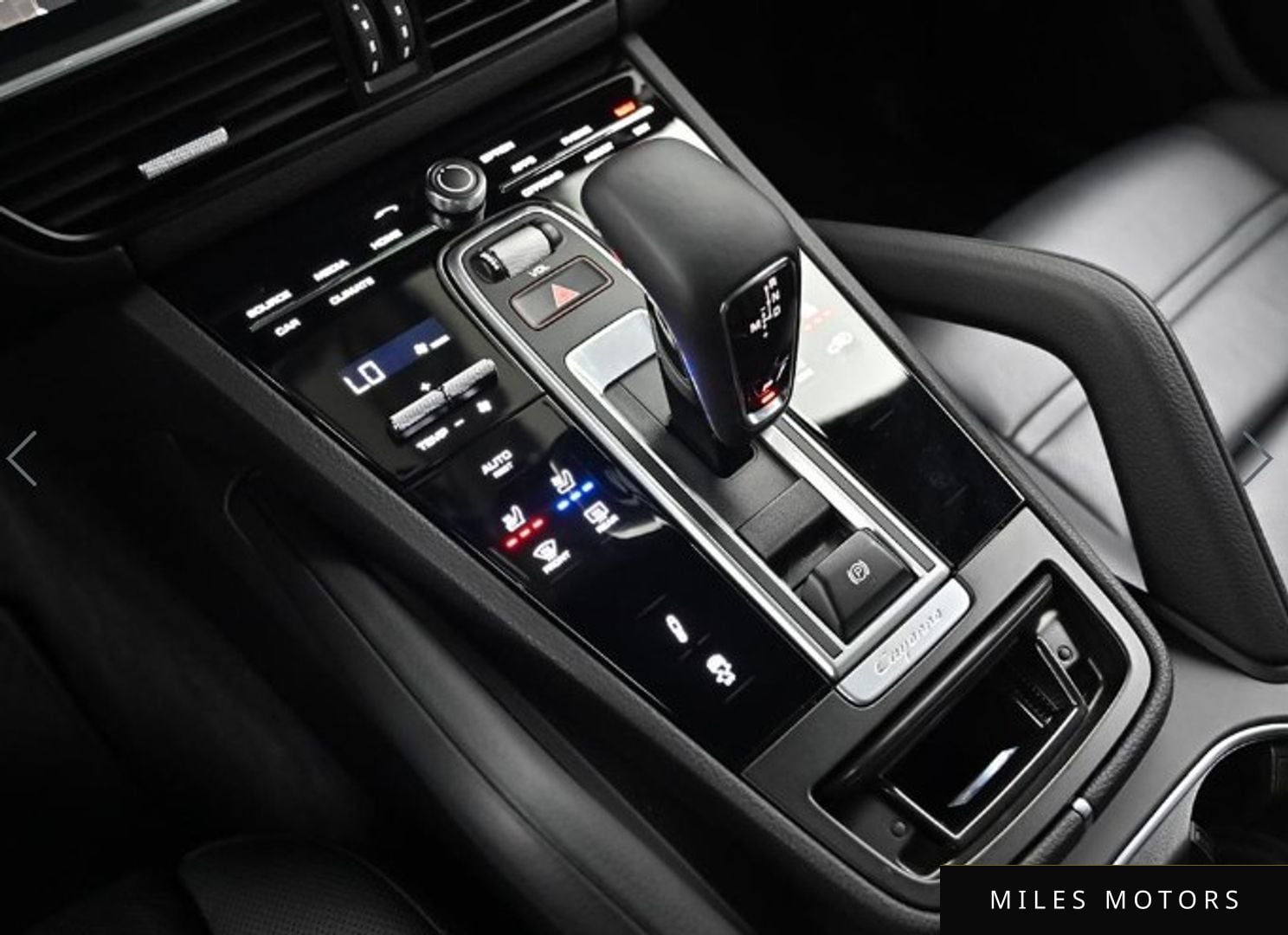 Porsche Cayenne 2023 — миниатюра 9