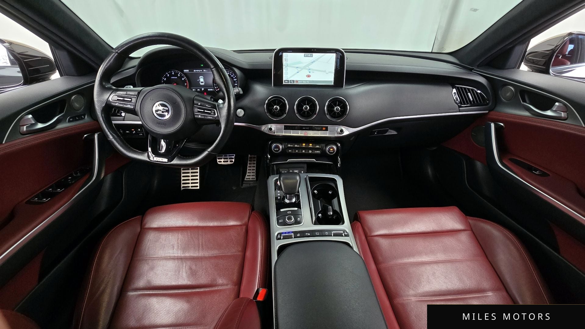 Kia Stinger 2018 — миниатюра 10