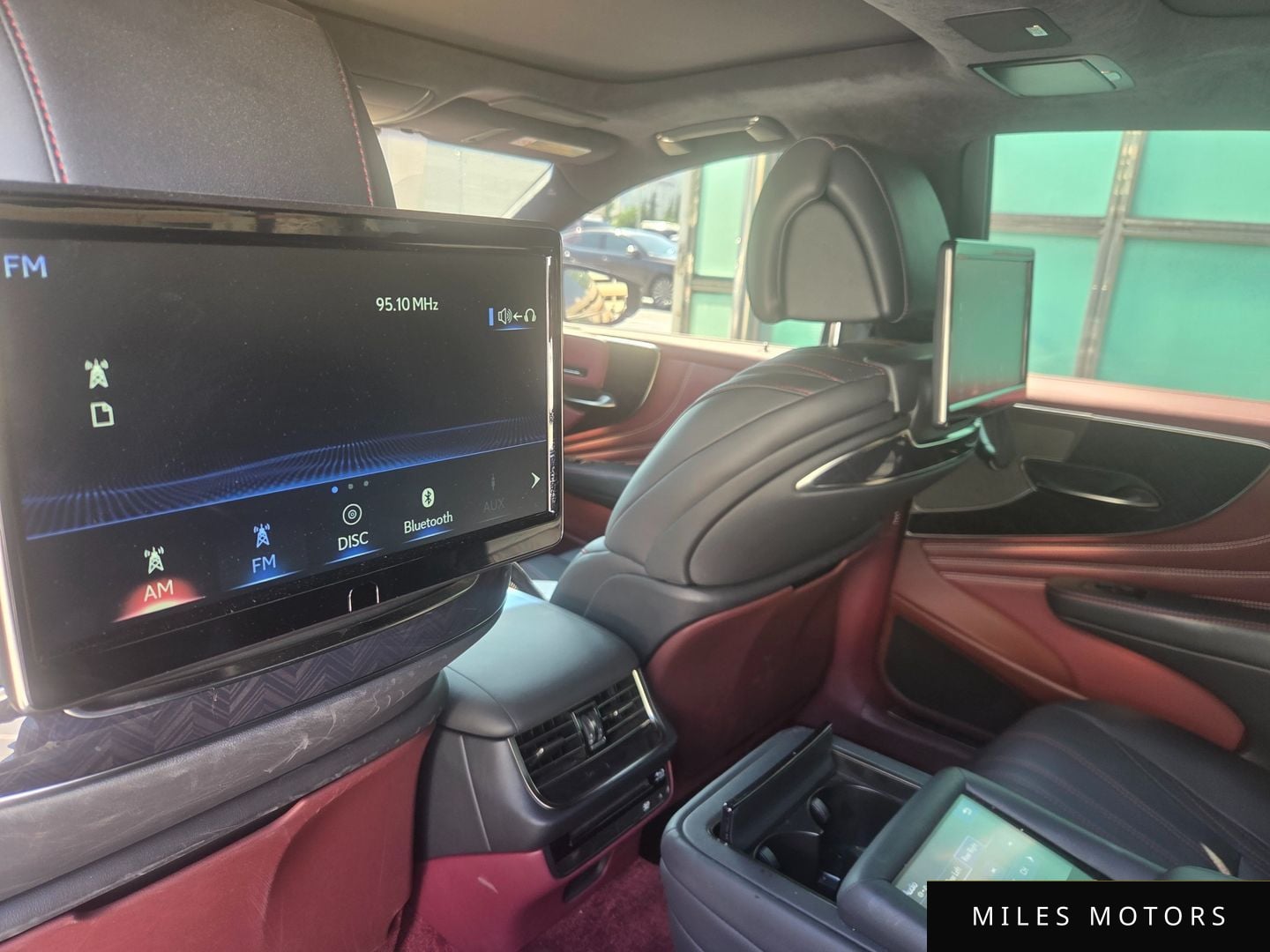 Лексус LS500 2018 — миниатюра 10