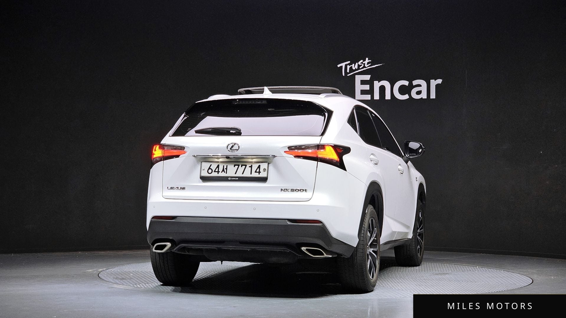 Лексус NX200t 2015 — миниатюра 4
