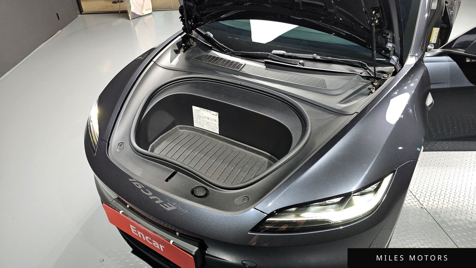Tesla Model 3 2025 — миниатюра 6