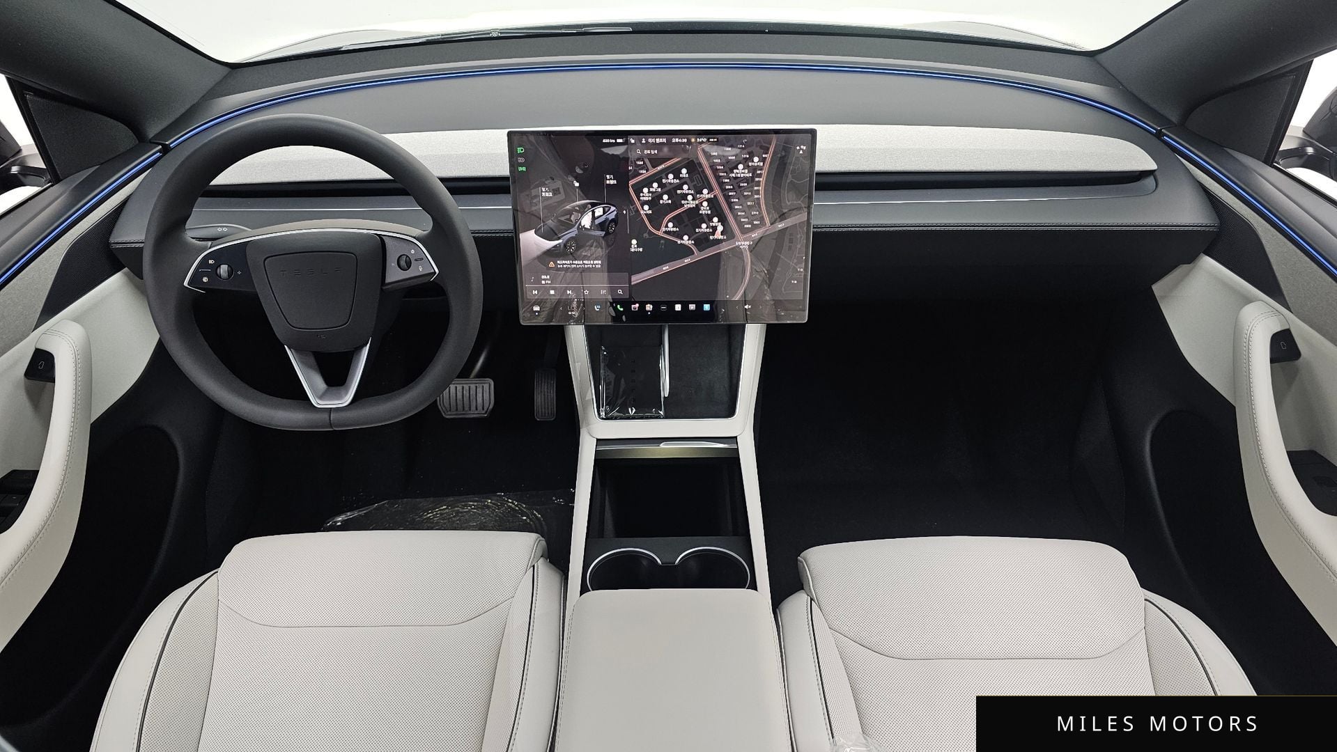 Tesla Model Y 2026 — миниатюра 10