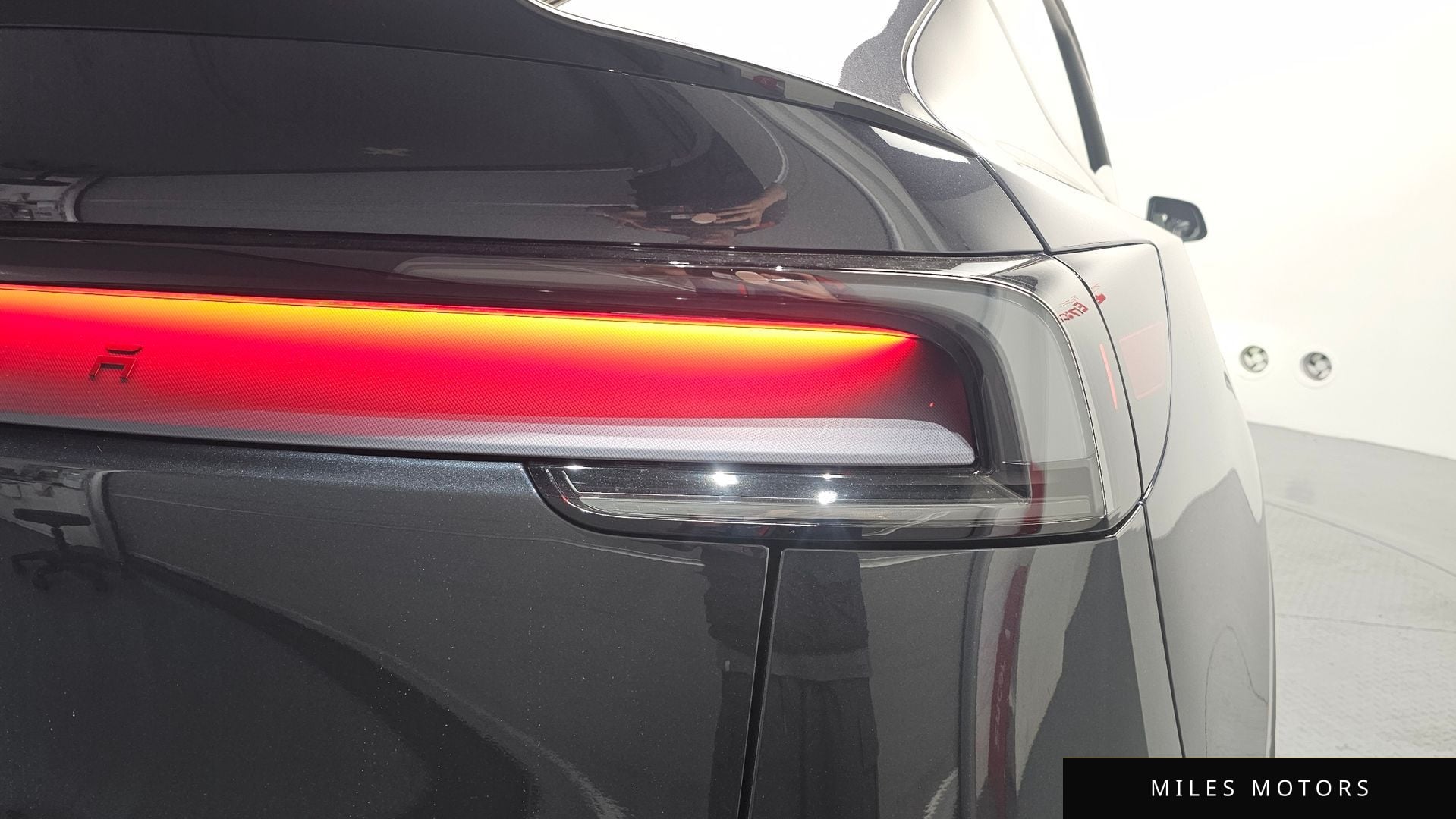 Tesla Model Y 2026 — миниатюра 9
