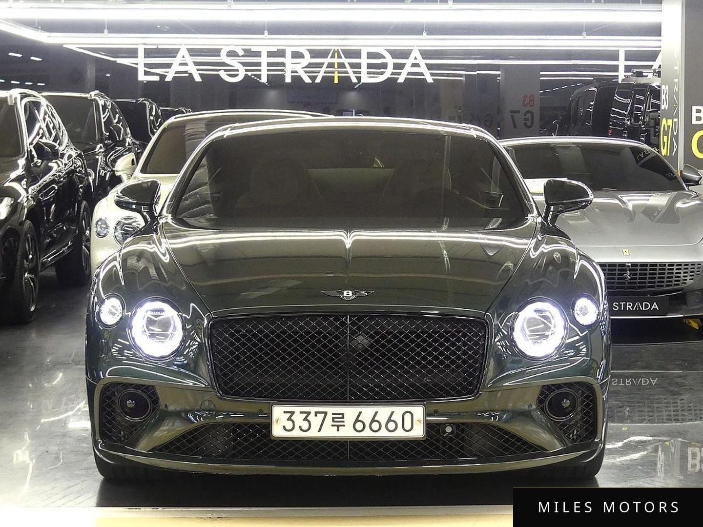 Bentley Continental GT 2019 — фото 1 из 12