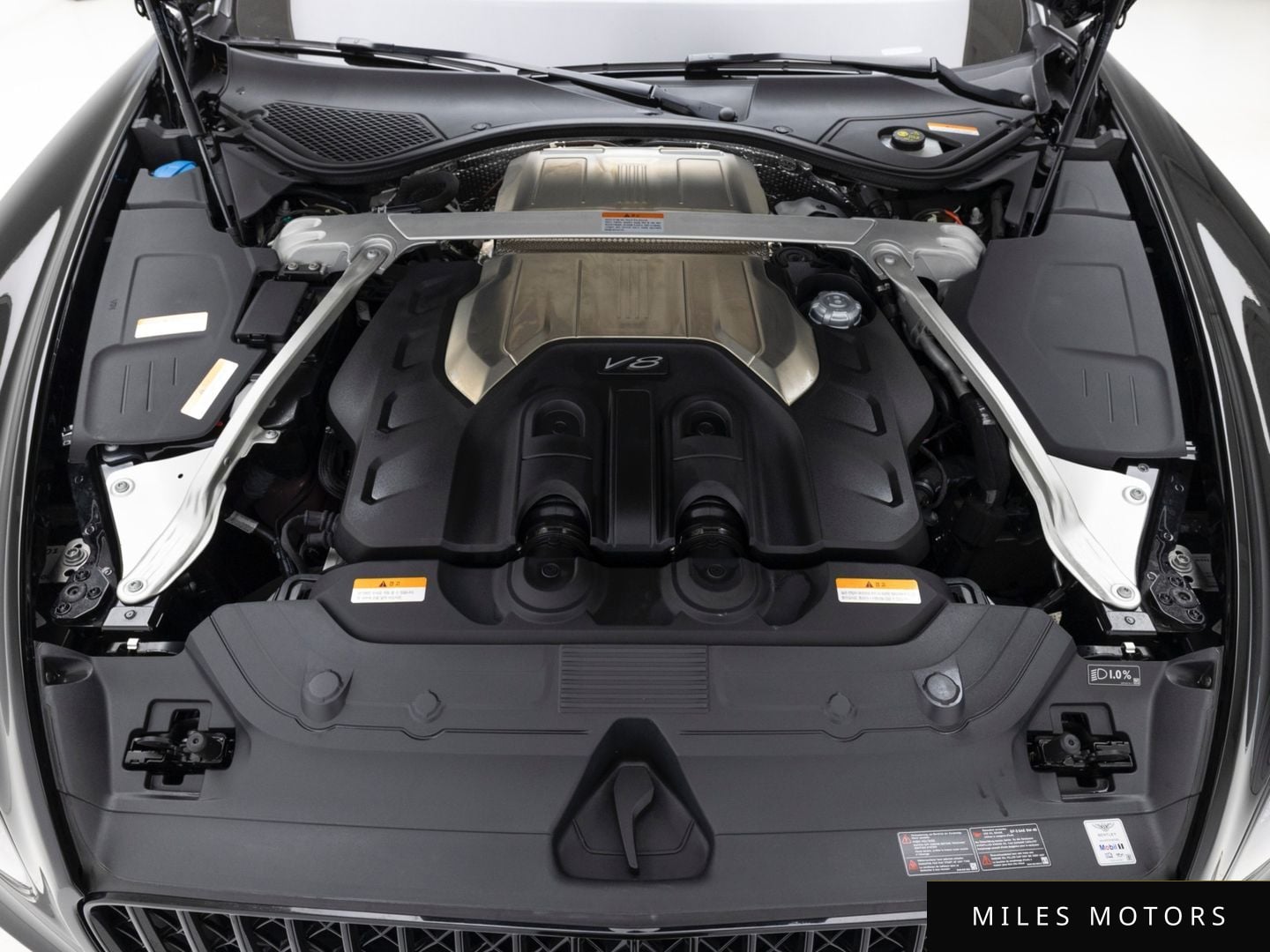 Bentley Continental GT 2024 — миниатюра 8