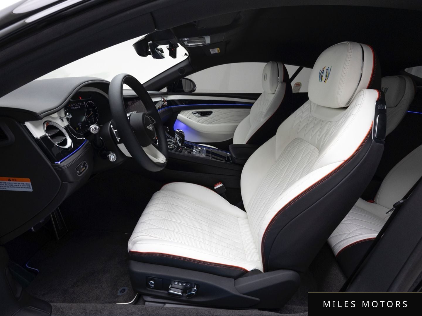 Bentley Continental GT 2024 — миниатюра 10