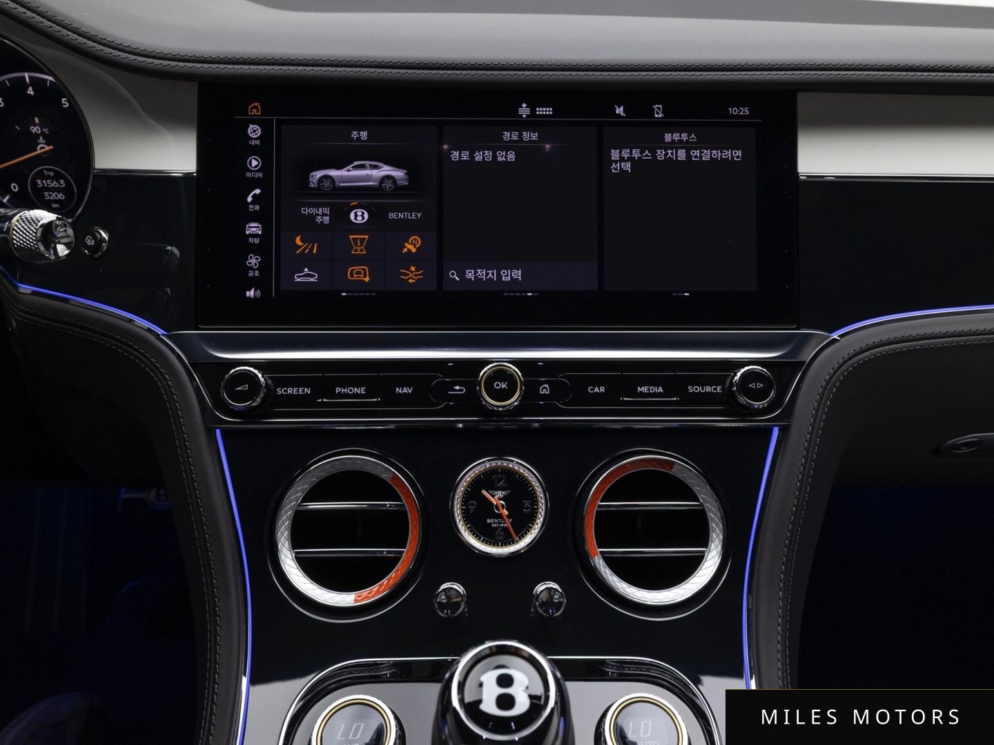 Bentley Continental GT 2024 — миниатюра 11