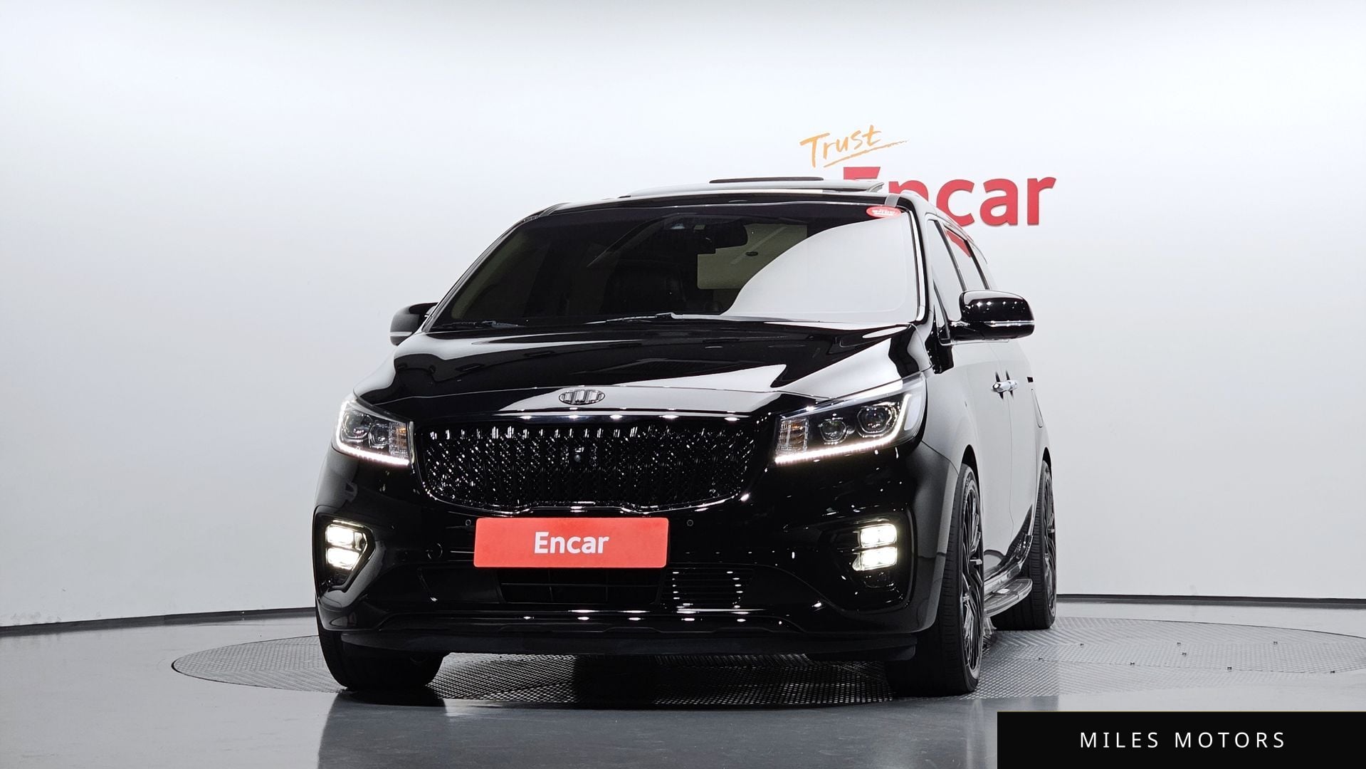 Kia Canival 2020 — миниатюра 3