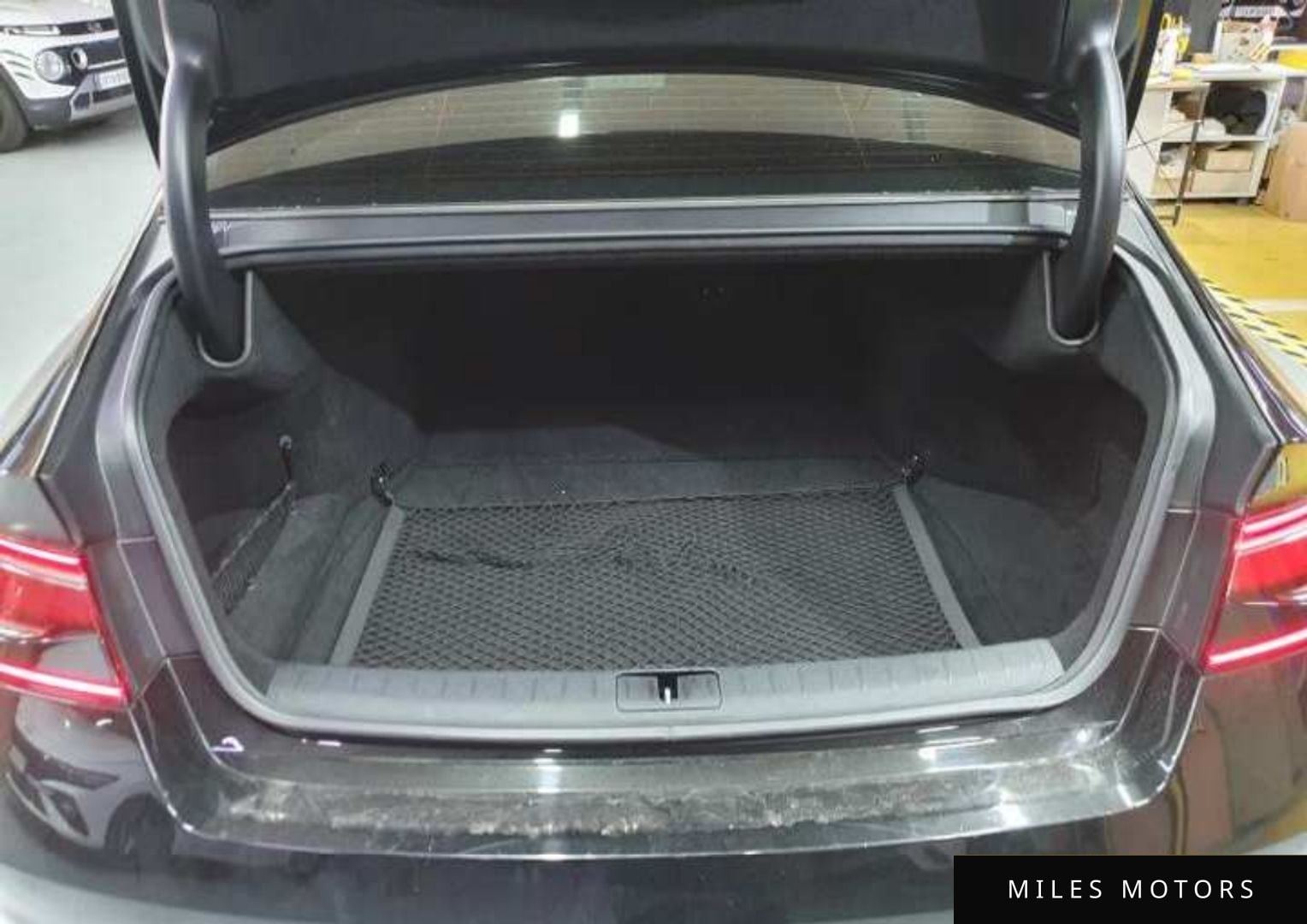 Genesis G90 (RS4) 2023 — миниатюра 11