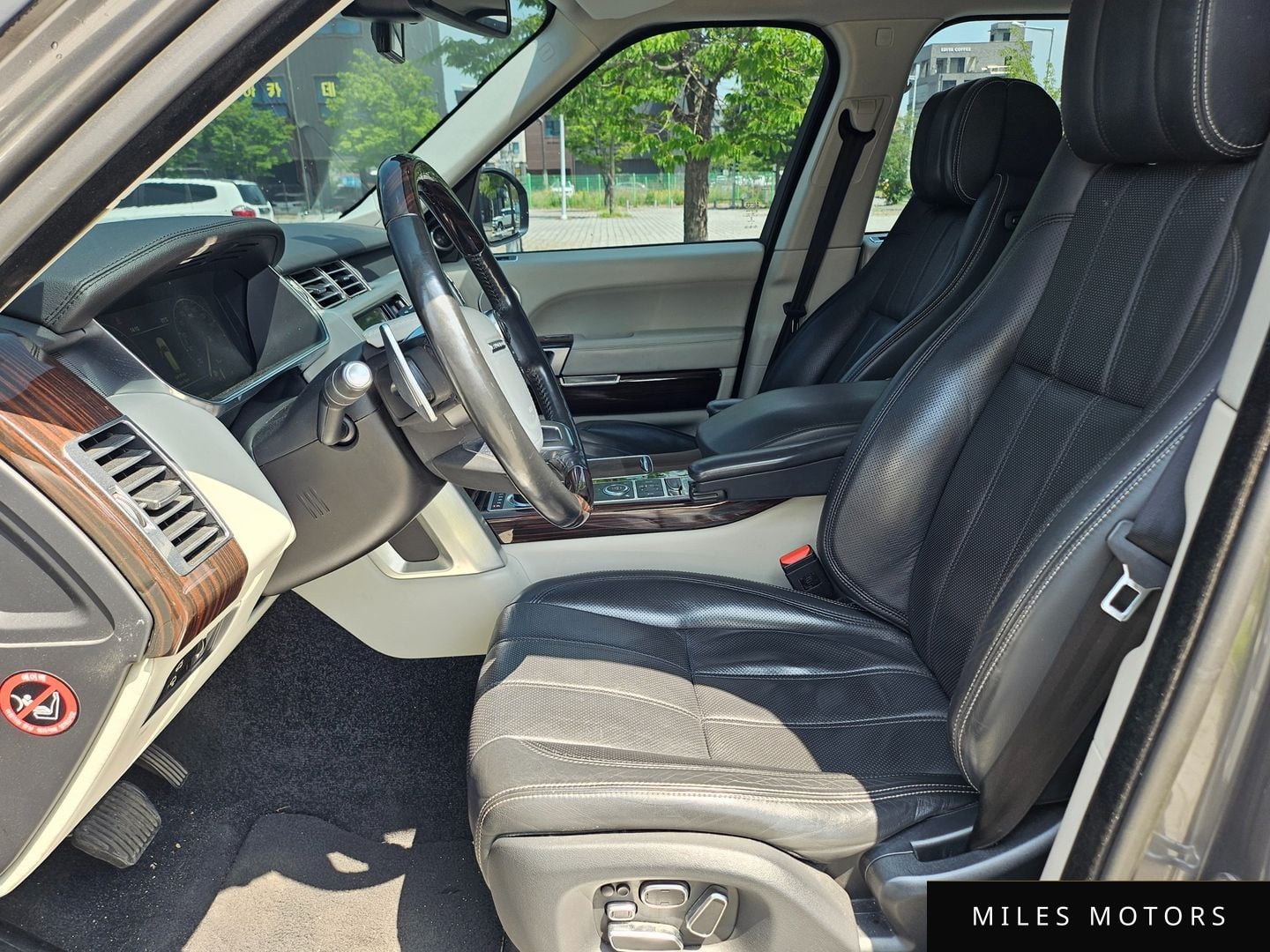 Land Rover Range Rover 2015 — миниатюра 10