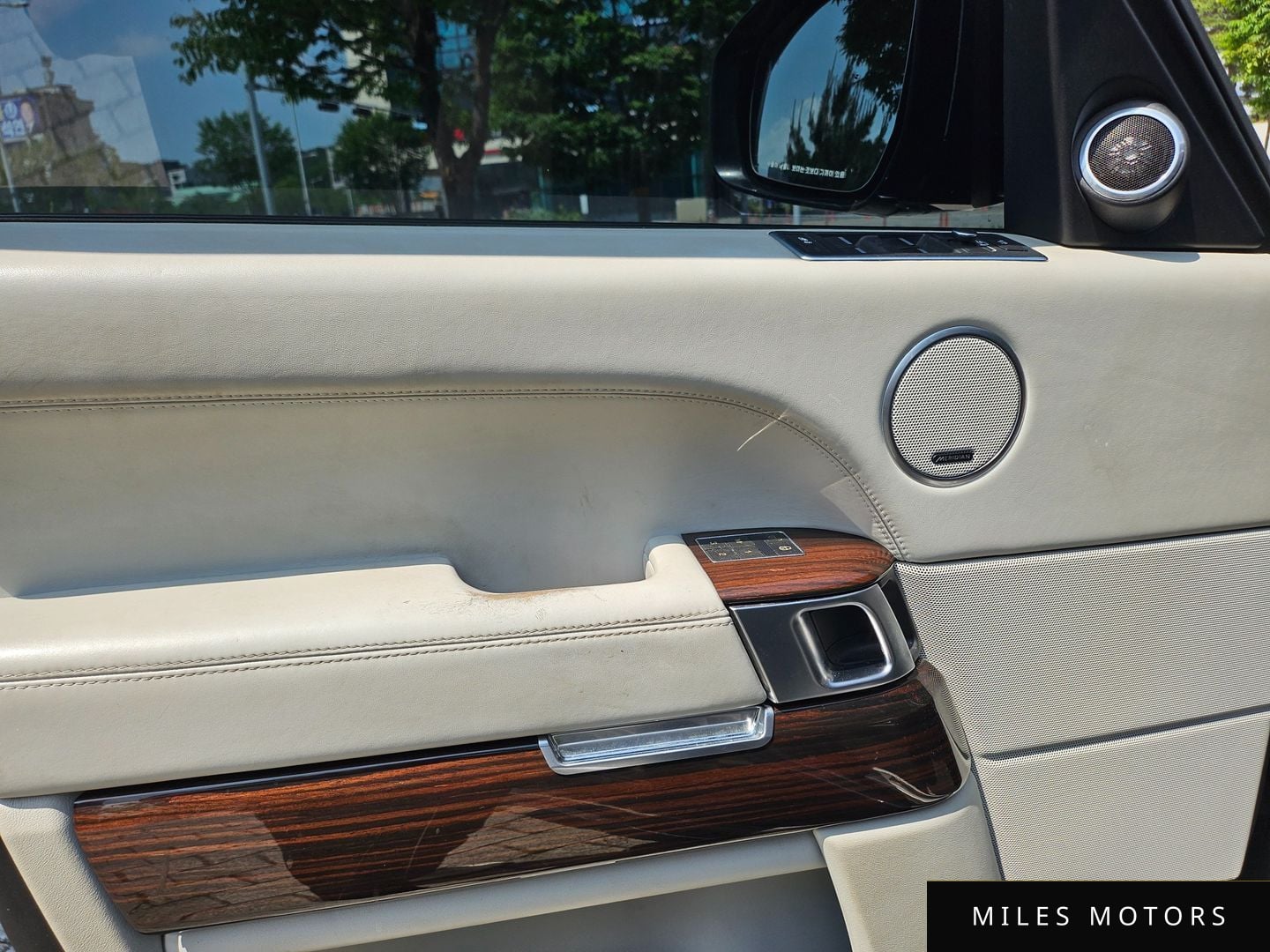 Land Rover Range Rover 2015 — миниатюра 11