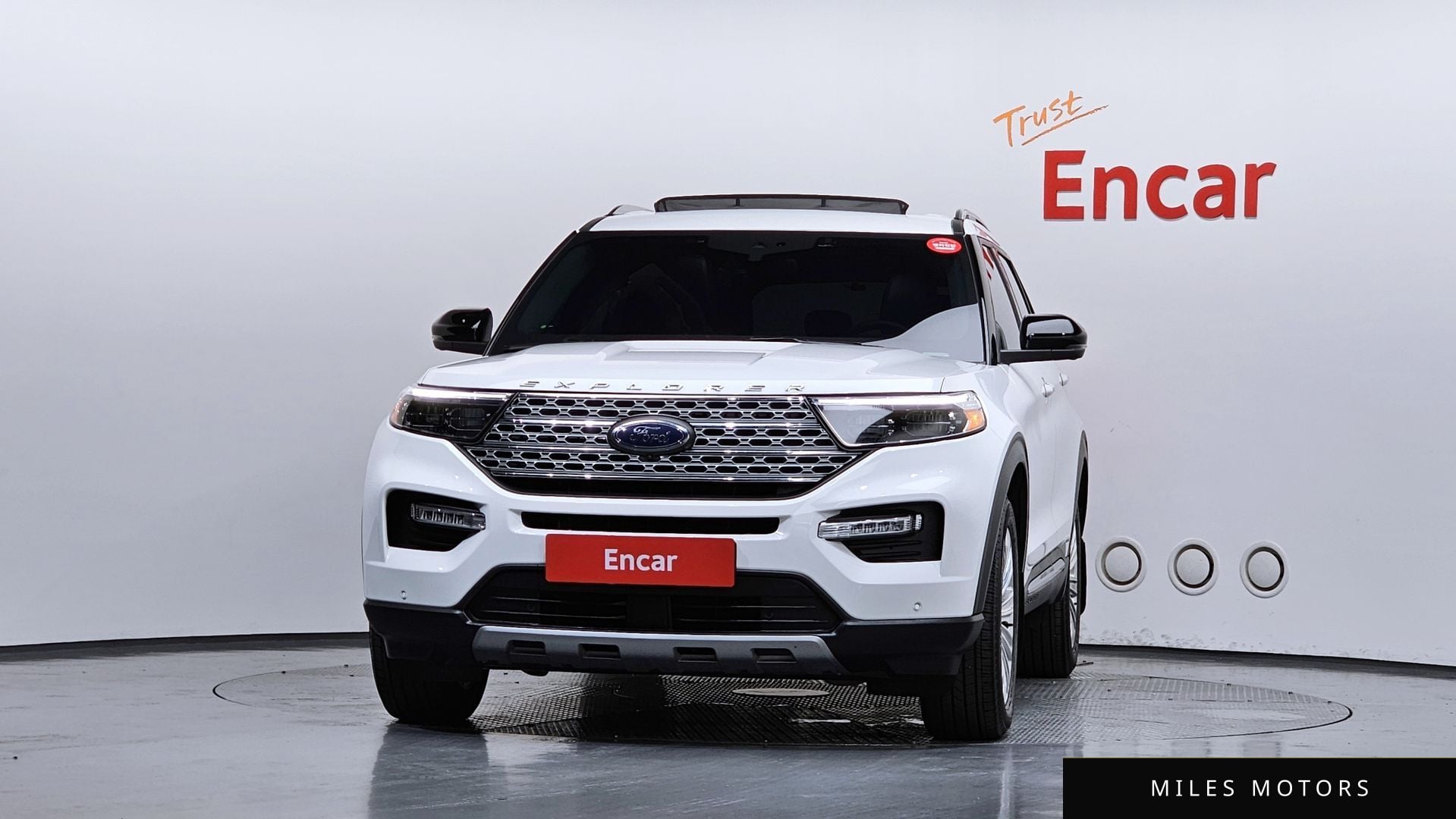 Ford Explorer 2022 — миниатюра 3