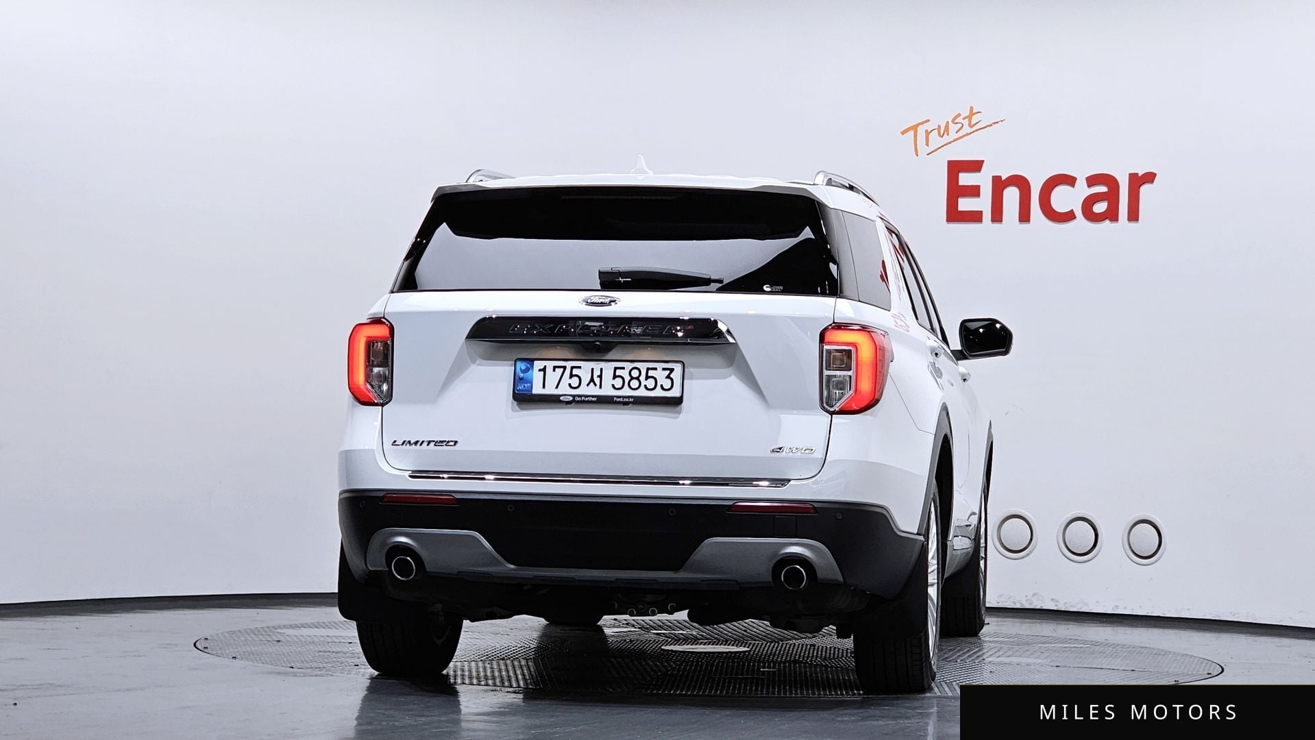 Ford Explorer 2022 — миниатюра 4