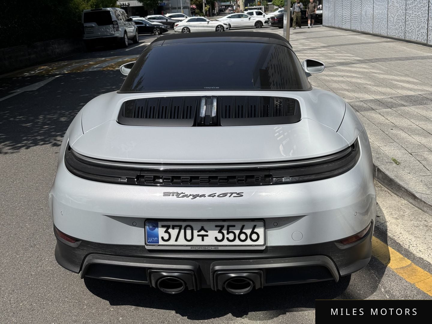 Porsche 911 (992) 2025 — миниатюра 5