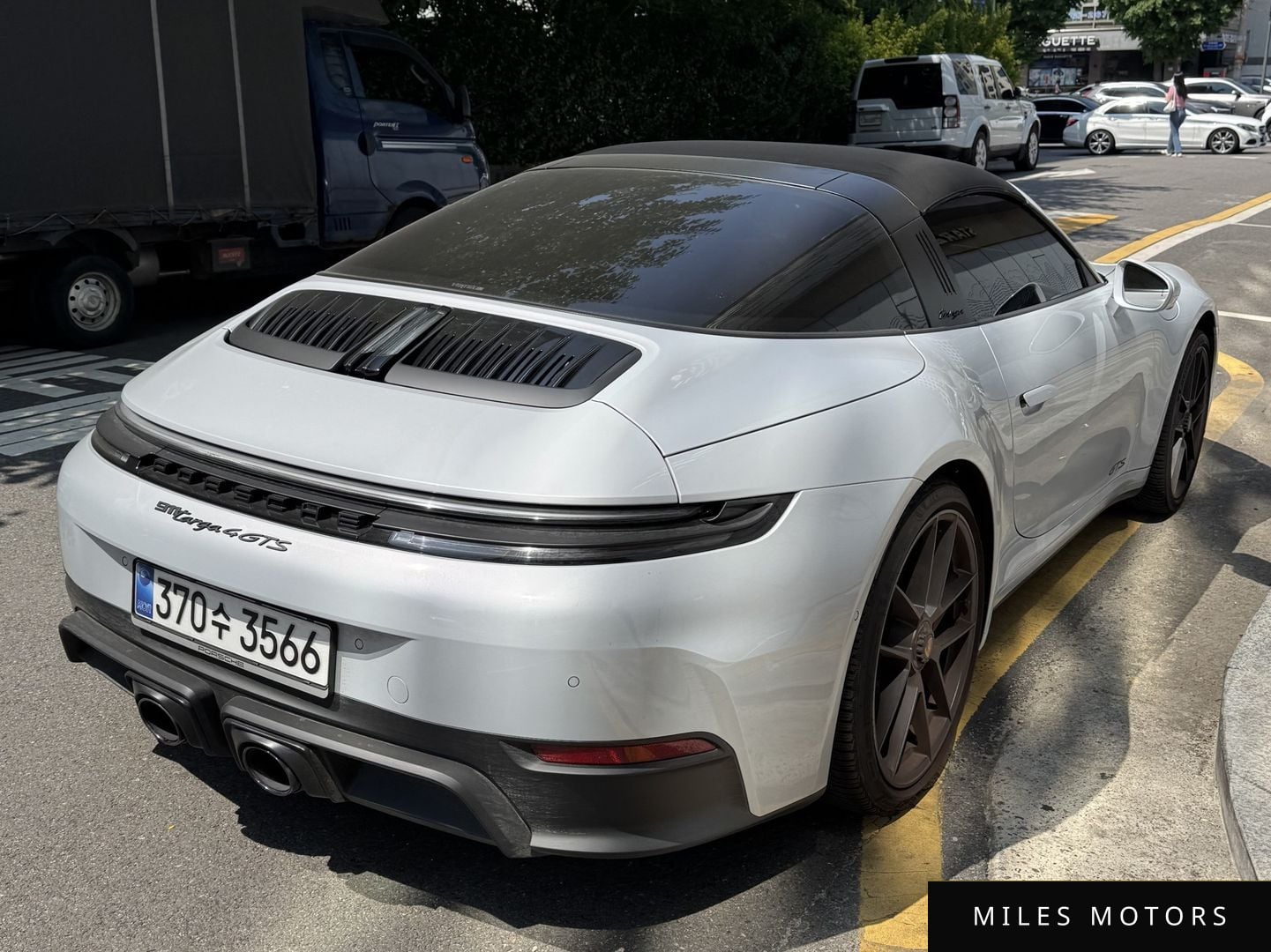 Porsche 911 (992) 2025 — миниатюра 6
