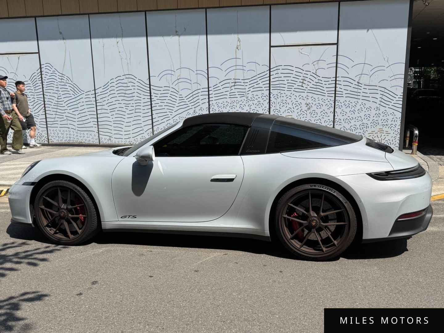 Porsche 911 (992) 2025 — миниатюра 9