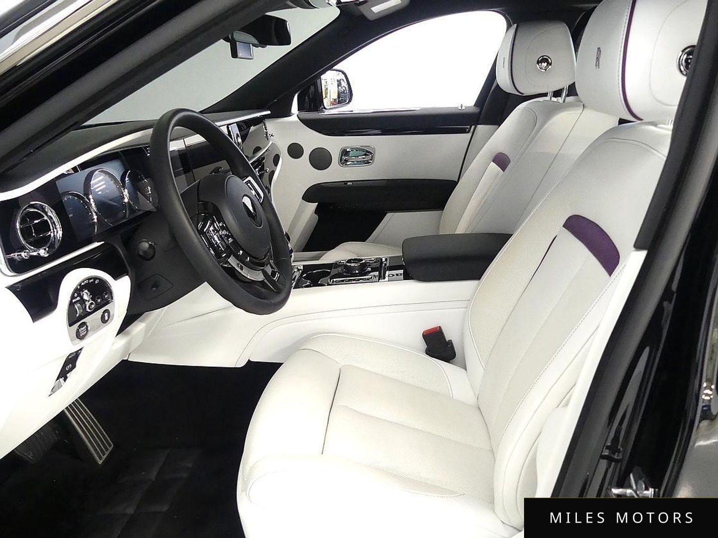 Rolls-Royce Ghost 2021 — миниатюра 9