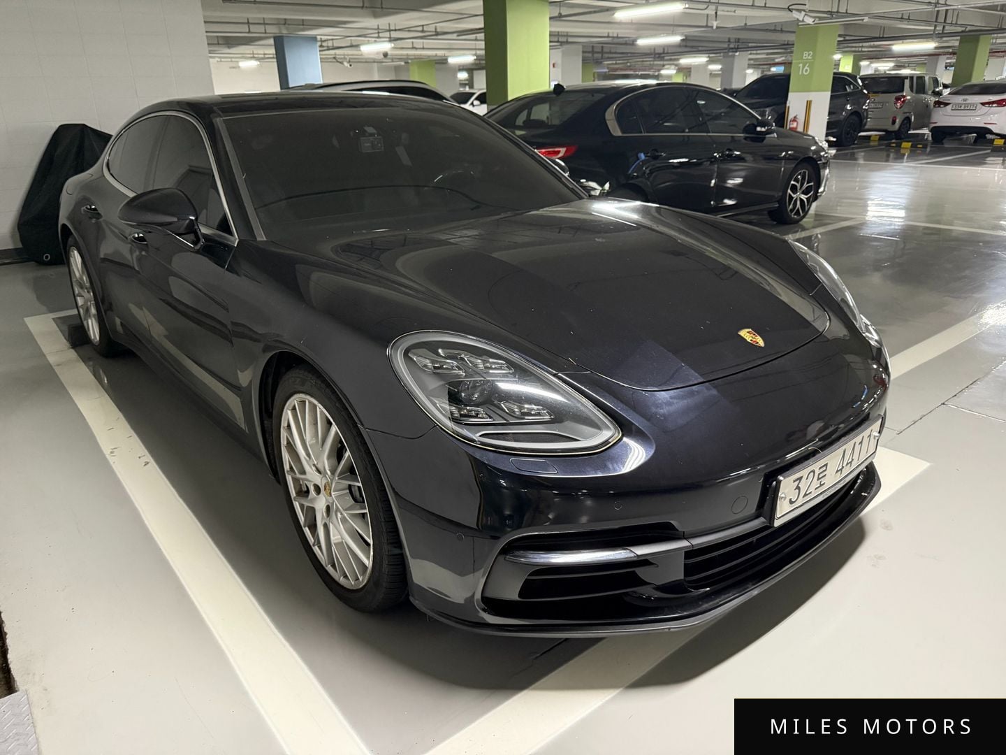 Porsche Panamera 2018 — миниатюра 2