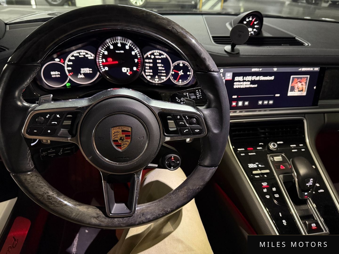 Porsche Panamera 2018 — миниатюра 10