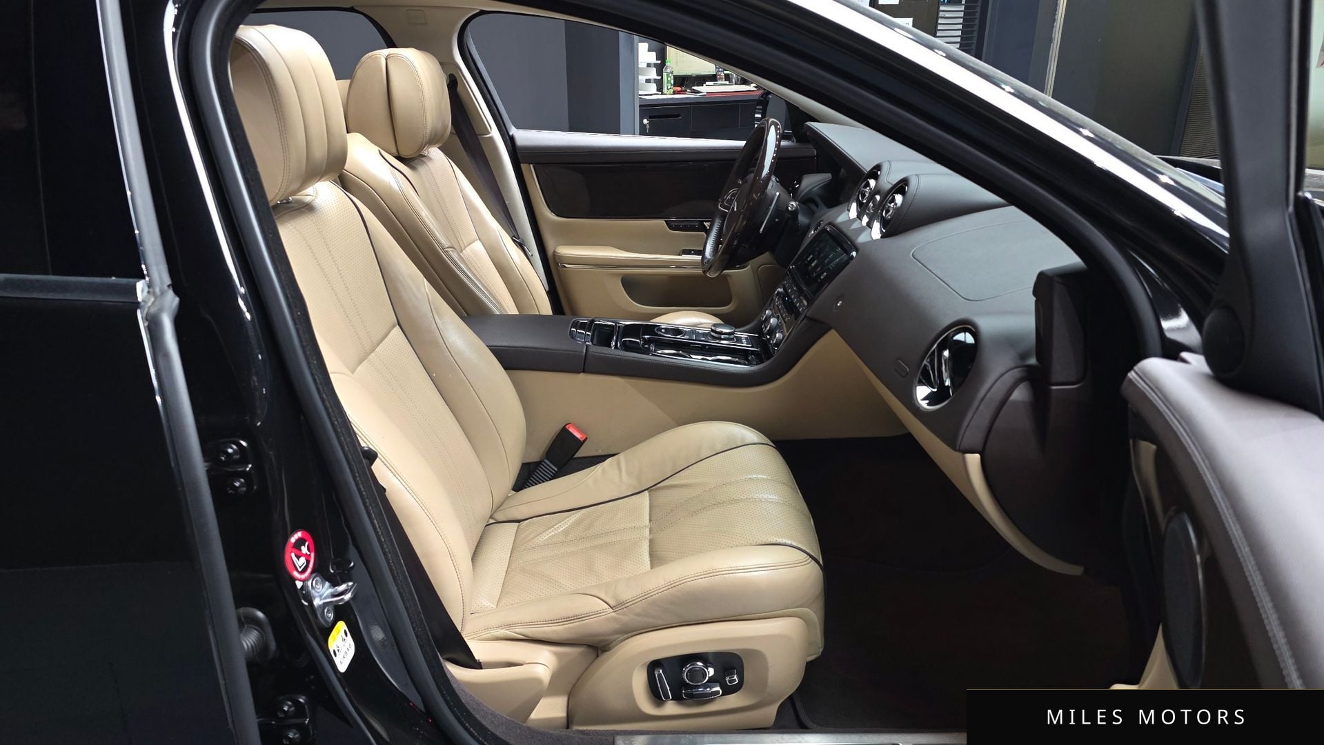 Jaguar All New XJ 2016 — миниатюра 11