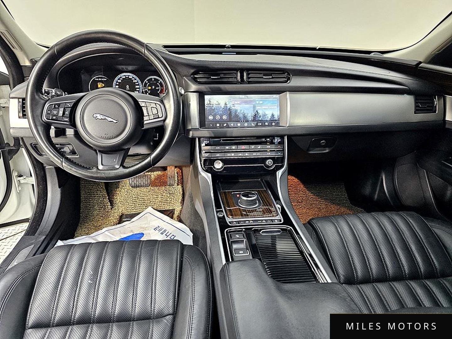Jaguar XF (X260) 2017 — миниатюра 5